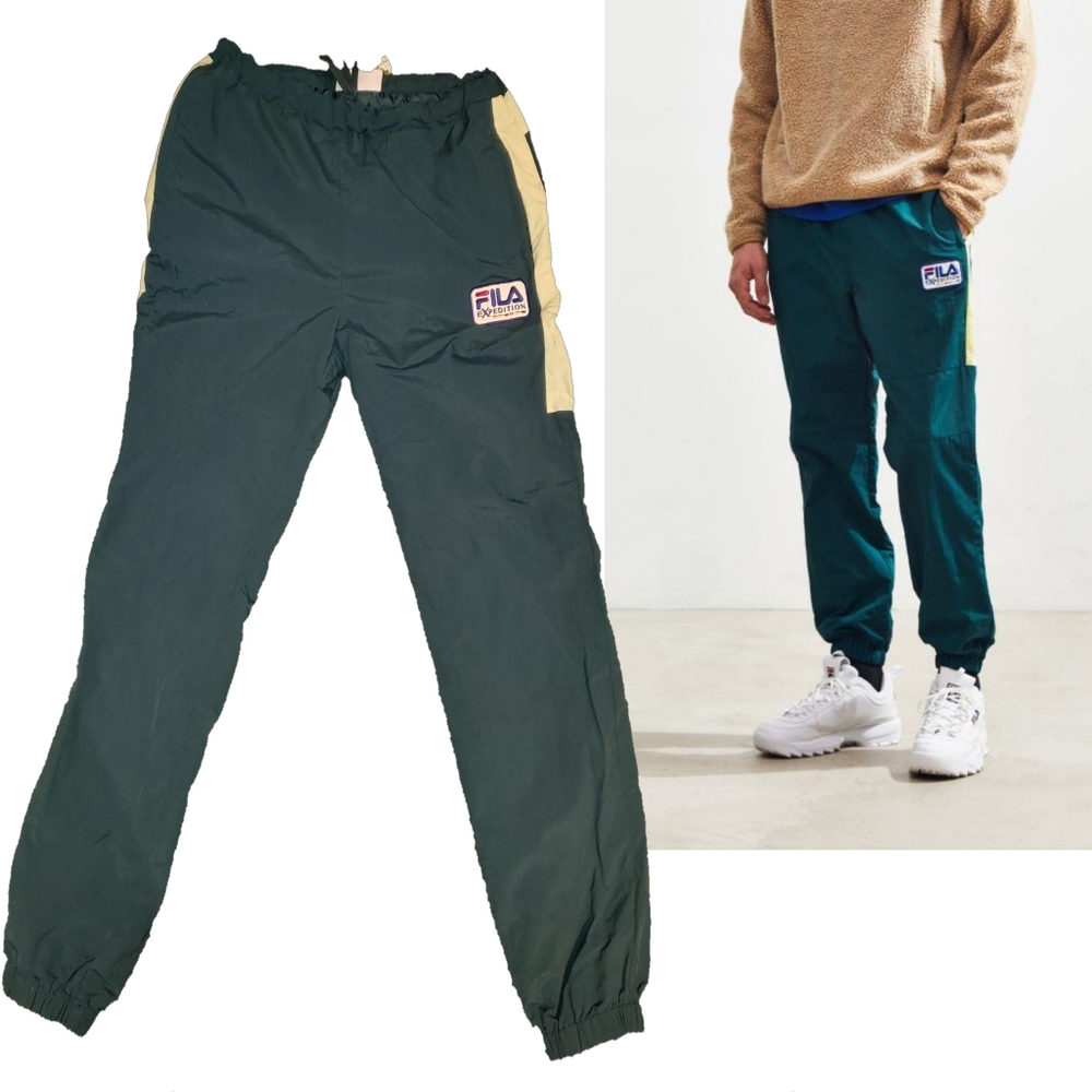 ✅ UO & Fila exclusive expedition windpant
